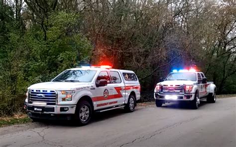 They are allowed the <b>lights</b> in the hope that other drivers will give them a bit more courtesy. . Can volunteer firefighters have red and blue lights in texas